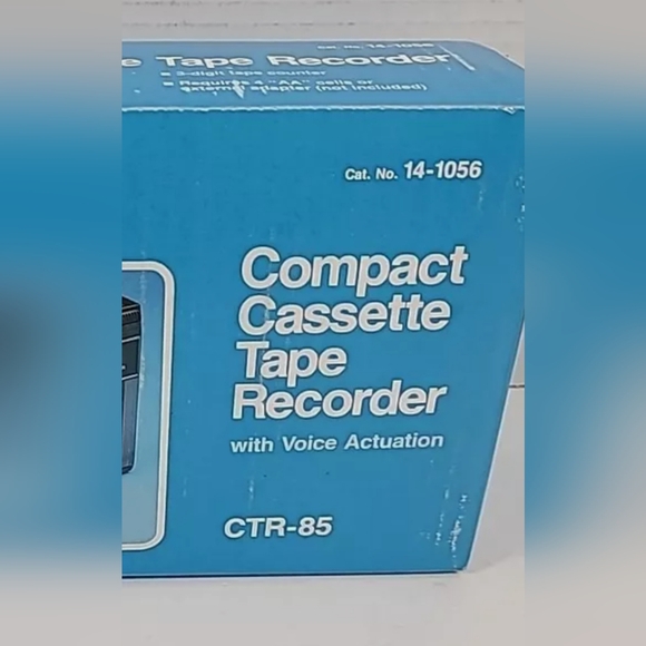 Vintage Realistic Voice Actuated Cassette Tape Recorder - Picture 10 of 11